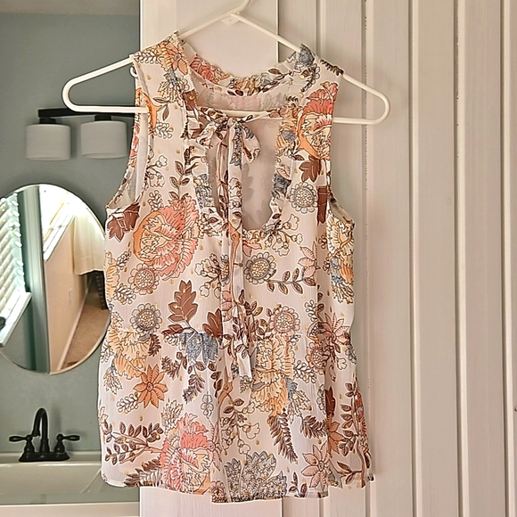 LOFT Baby Doll Autumn Patterned Shell - Picture 8 of 9